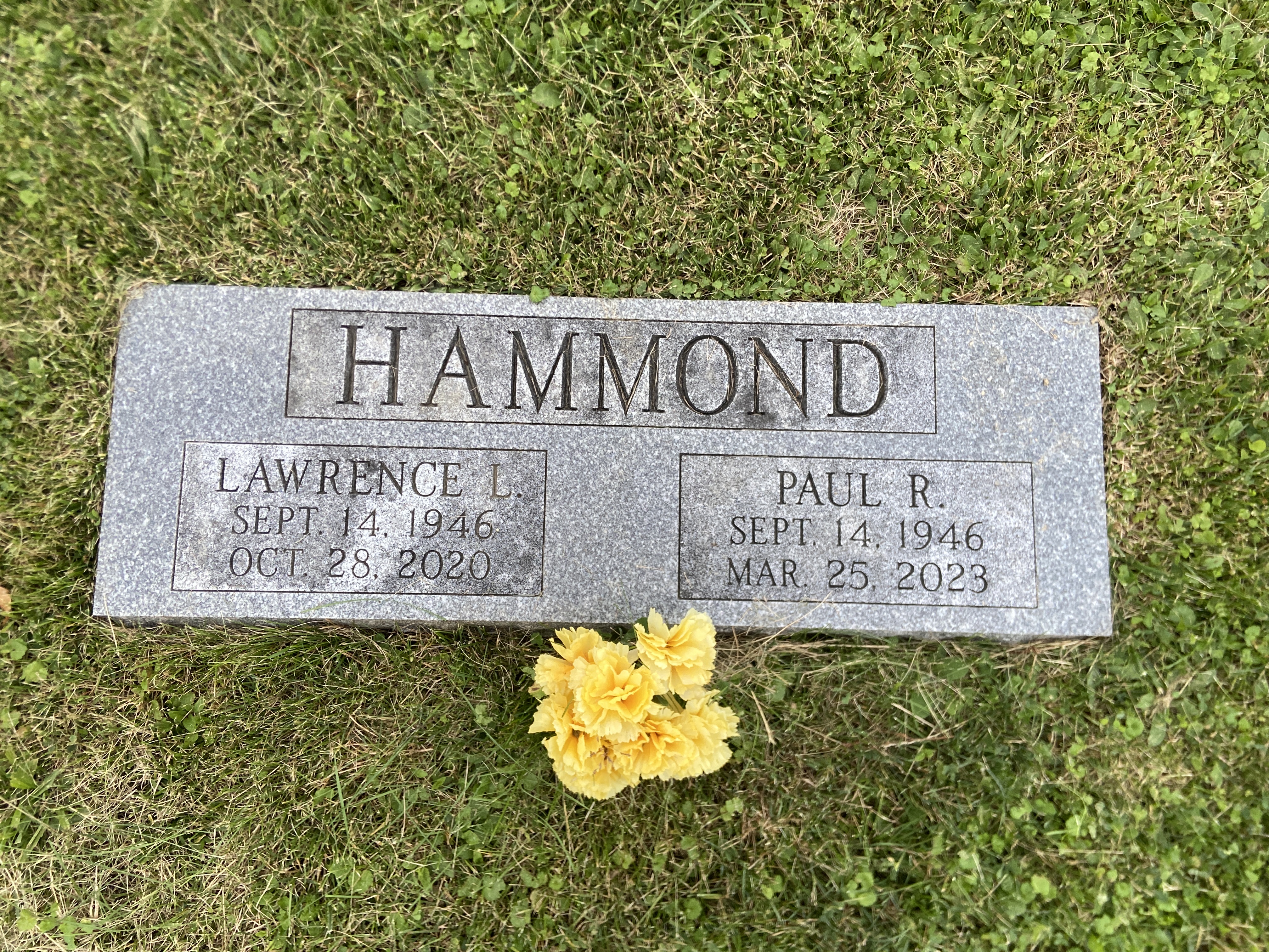 Grave photo of Paul R Hammond