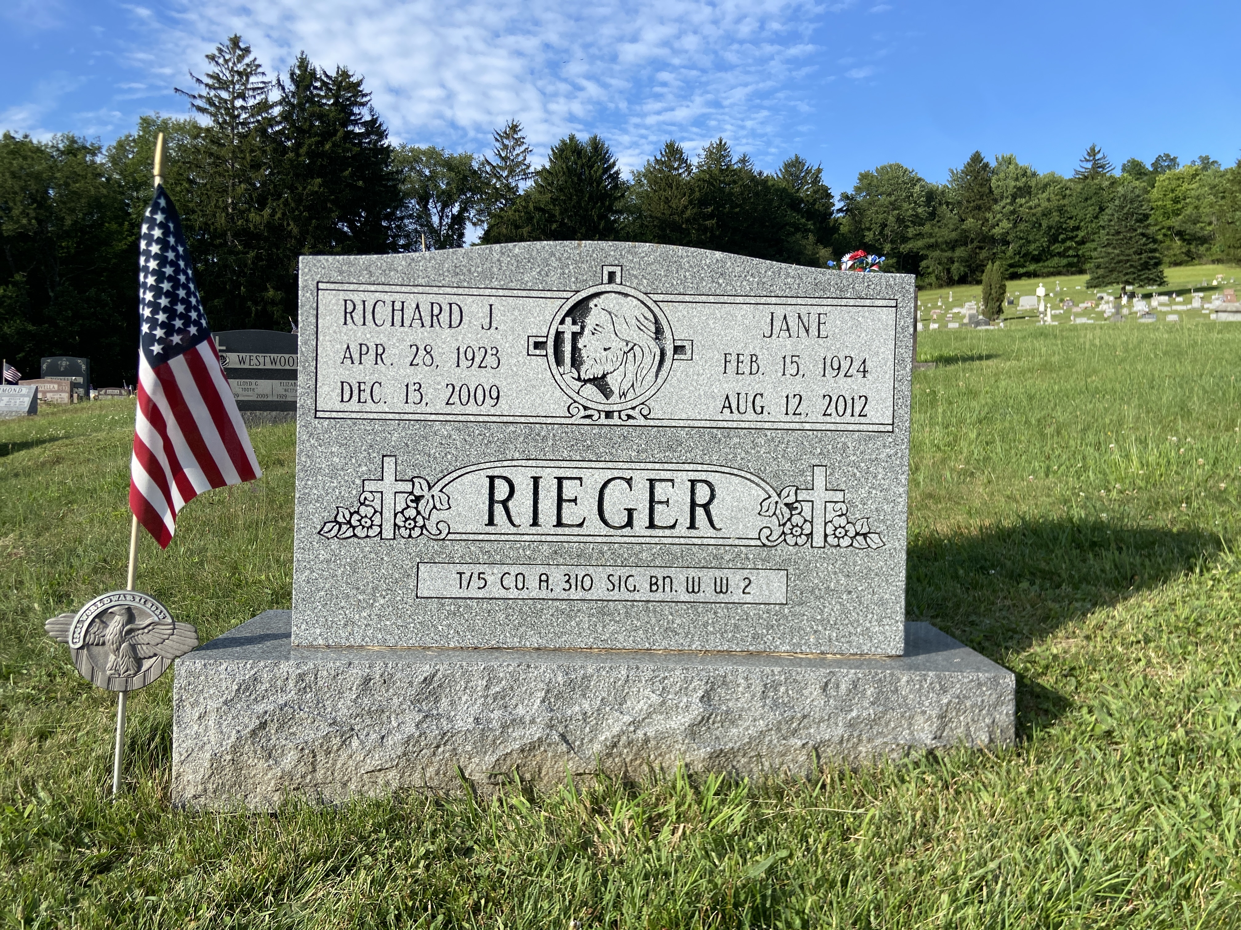 Grave photo of Jane Rieger