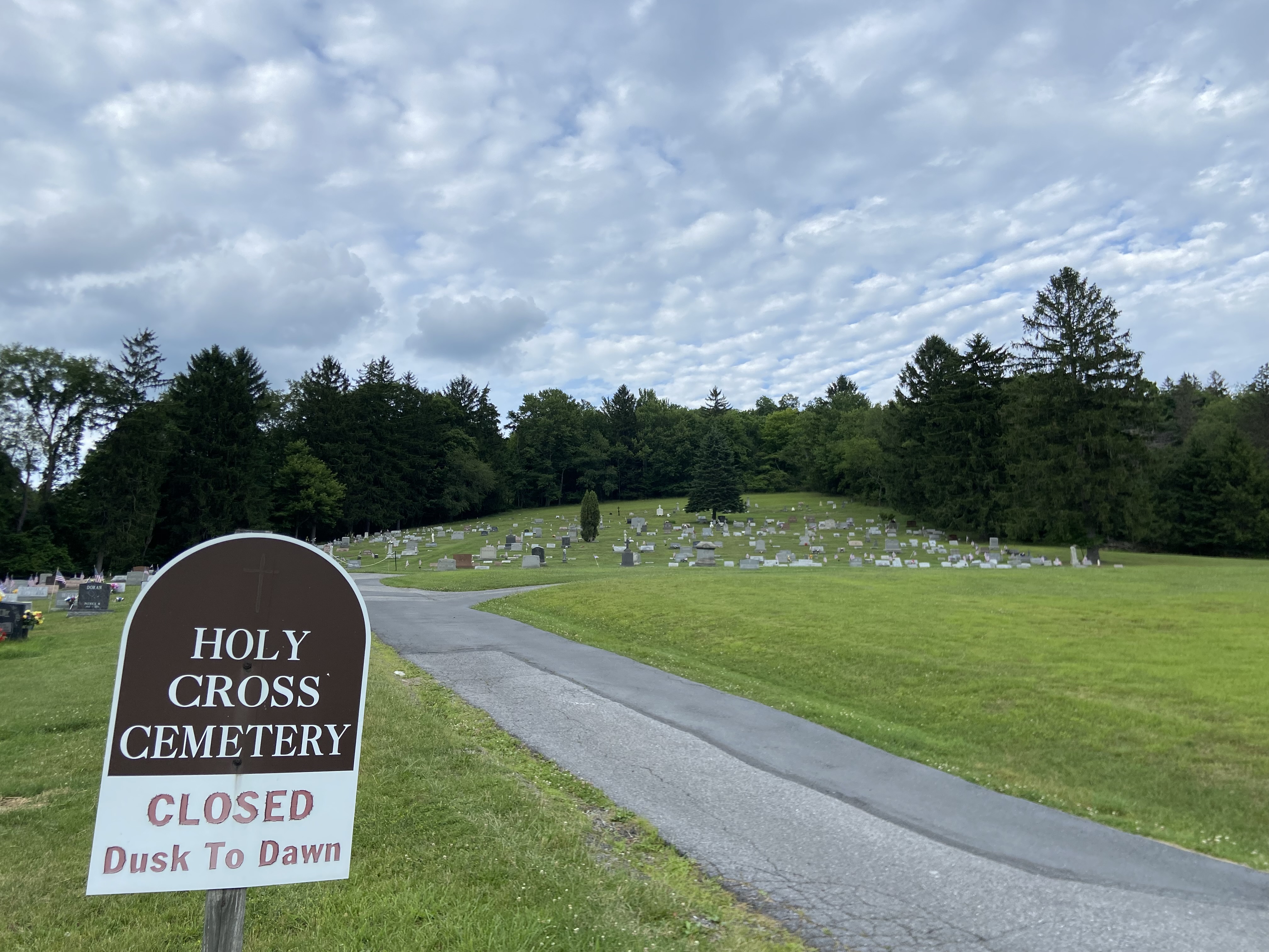 Holy Cross Cemetery